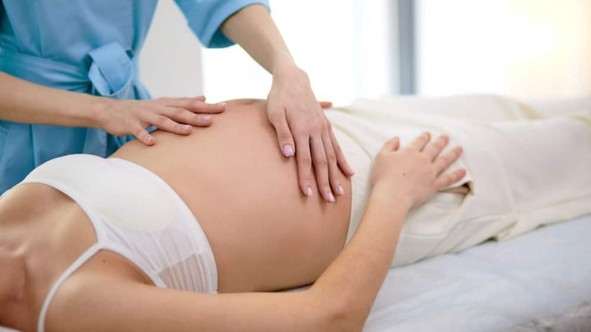 What to Look for When Choosing a Prenatal Chiropractor